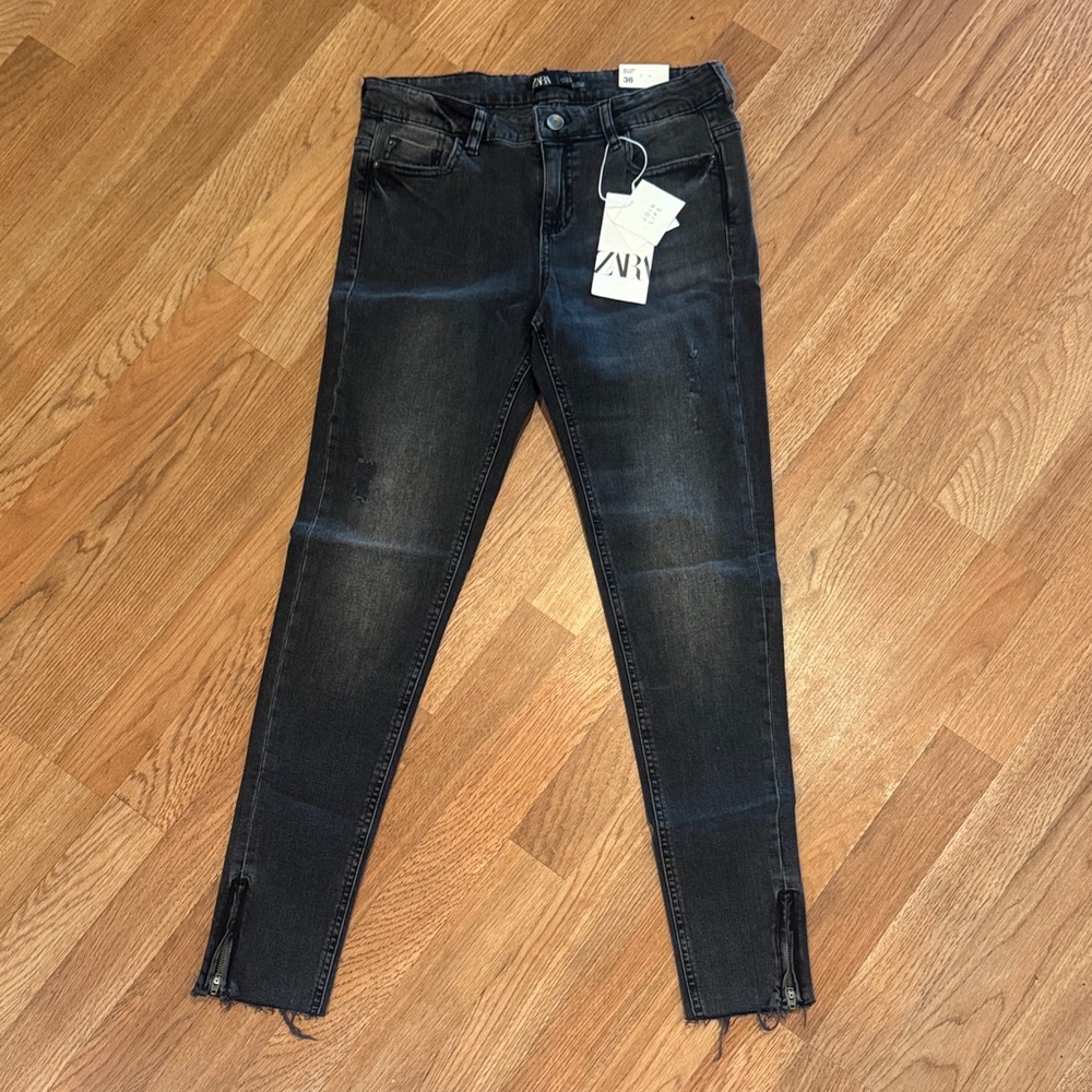 Zara Black Mid Rise Skinny Jeans for Women